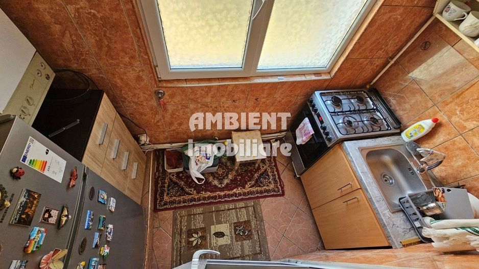 Apartament 4 camere, spatiu comercial, zona CARTIER; - Poză 13