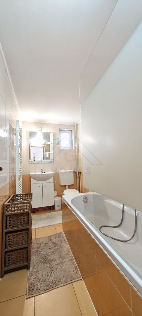 Apartament la casa,  aproape de 700! - Poză 19