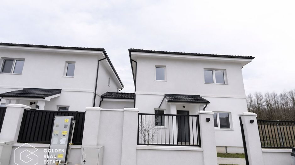 Duplex modern în Moșnița Nouă, 101 mp utili, 218 mp teren, fără pereți comuni - Poză 12