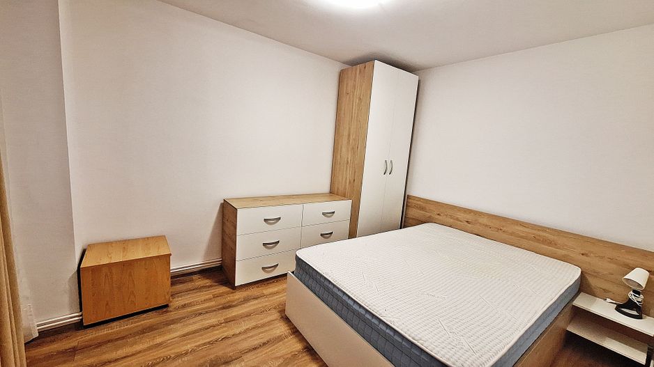 Centrul Civic, aproape de AFI, 3 camere recent renovate/mobilate, 165000 euro - Poză 11