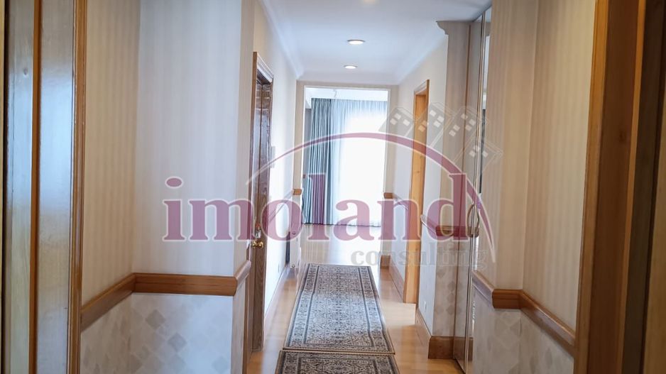 Vanzare - Apartament 3 camere & 3 terase & garaj & boxa -Aviatorilor-Televiziune - Poză 6