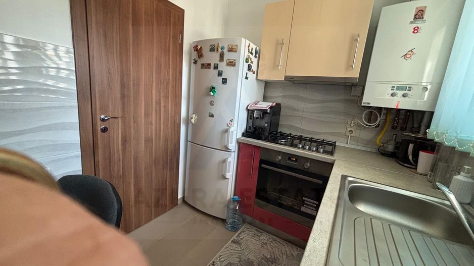 Apartament impecabil 69,5mp 3 camere  2 băi etaj 1 cu loc de parcare - Poză 18