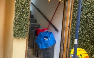 2 vile singur curte unic proprietar - Poză 6