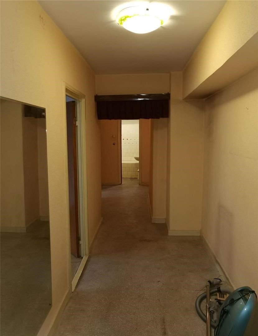 APARTAMENT 3 CAMERE LA BULEVARD | GORJULUI - Poză 1