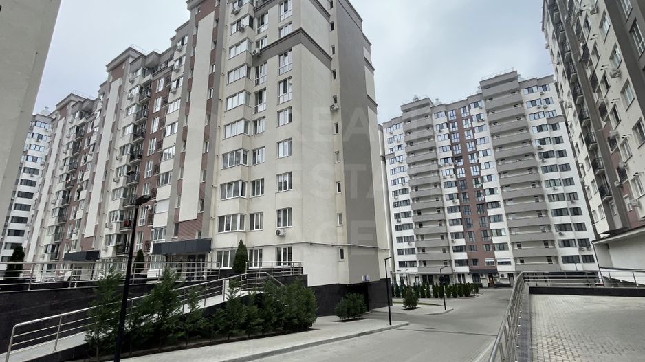 Vânzare, apartament, 3 camere+living, bd. Mircea cel Bătrân, Ciocana - Poză 1