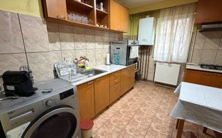 2 camere | etaj 2 | centrala proprie | mobilat si utilat | bloc anvelopat - Poză 4