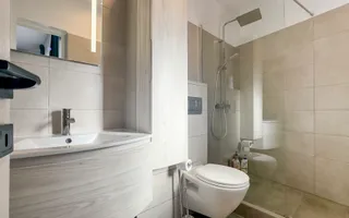 Apartament cu 3 camere de vânzare, zona Bulgaria - Poză 11