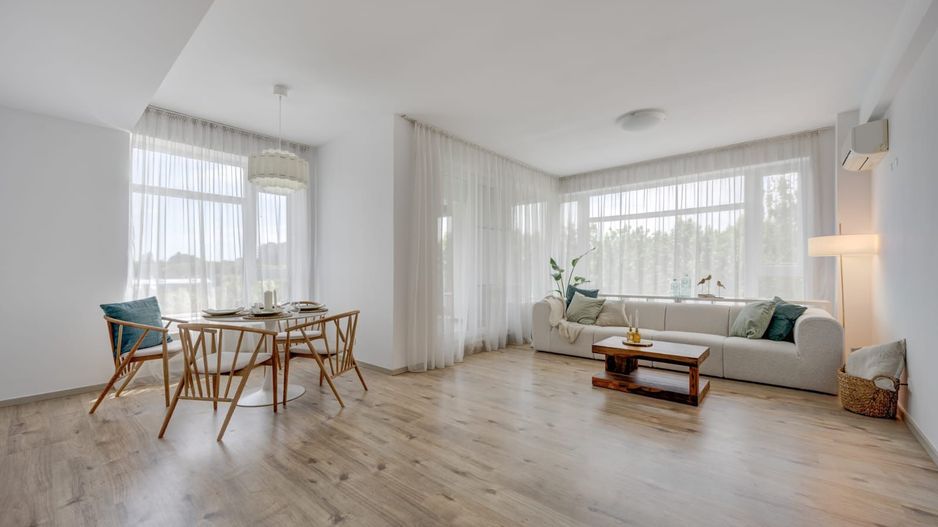 3 camere | 2 locuri parcare | boxa Laguna Residence - Poză 2