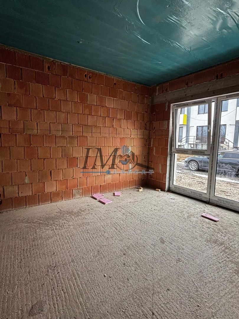 Casa de vanzare la rosu in zona Roica cartier Micesti Alba Iulia - Poză 4