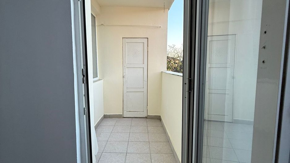 Apartament cu 3 camere – Zona Rogerius, Oradea - Poză 7