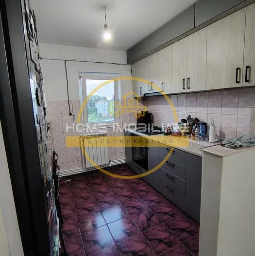 Apartament cu 4 camere/ 75mp/ zona Mircea cel Batran - Poză 6
