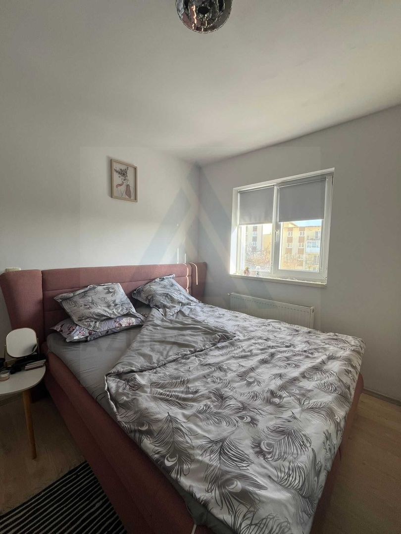 Apartament modern 2 camere etaj 1 baie cu geam si boxa in Gusterita - Poză 6