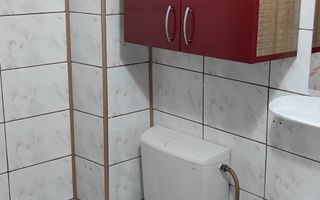 Garsoniera Podu Ros | Decomandata | Etaj 1 | La 10 minute de Palas - Poză 9