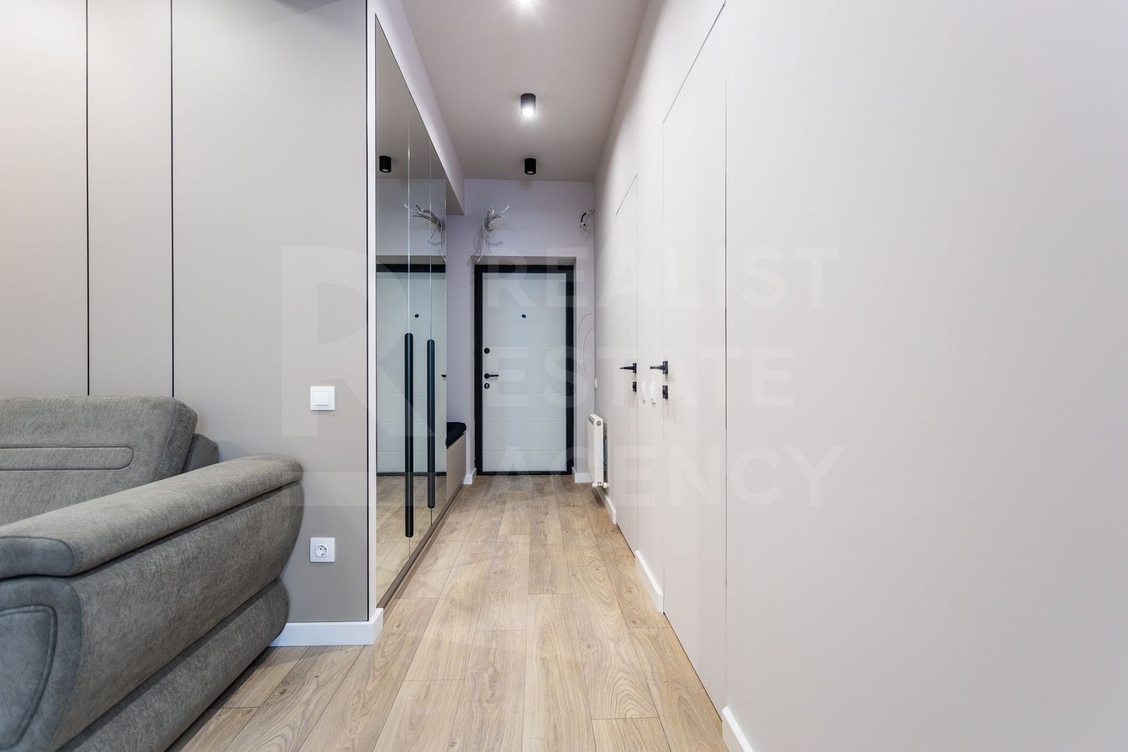 Vânzare apartament 2 camere,strada Alba Iulia, Buiucani. - Poză 8