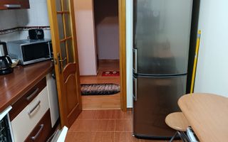 Apartament 3 camere de vânzare, zona Primaverii. - Poză 12