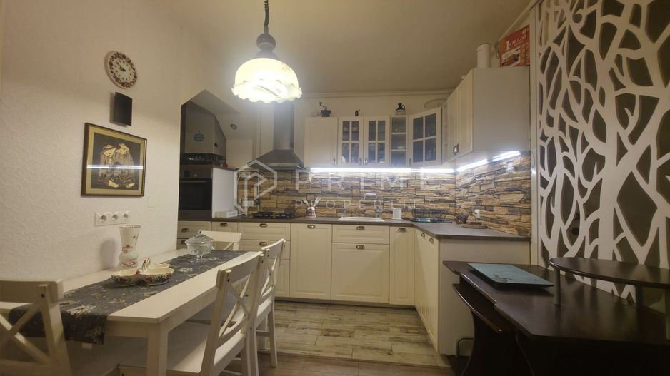 Apartament modern cu 3 camere în cartierul Cornișa, Târgu Mureș - Poză 2