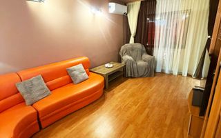 Apartament cu 3 camere, decomandat, zona 9 Mai - Poză 1