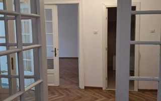 Apartament 2 camere de vânzare, vilă, parter, curte, încălzire în pardoseală - Poză 1
