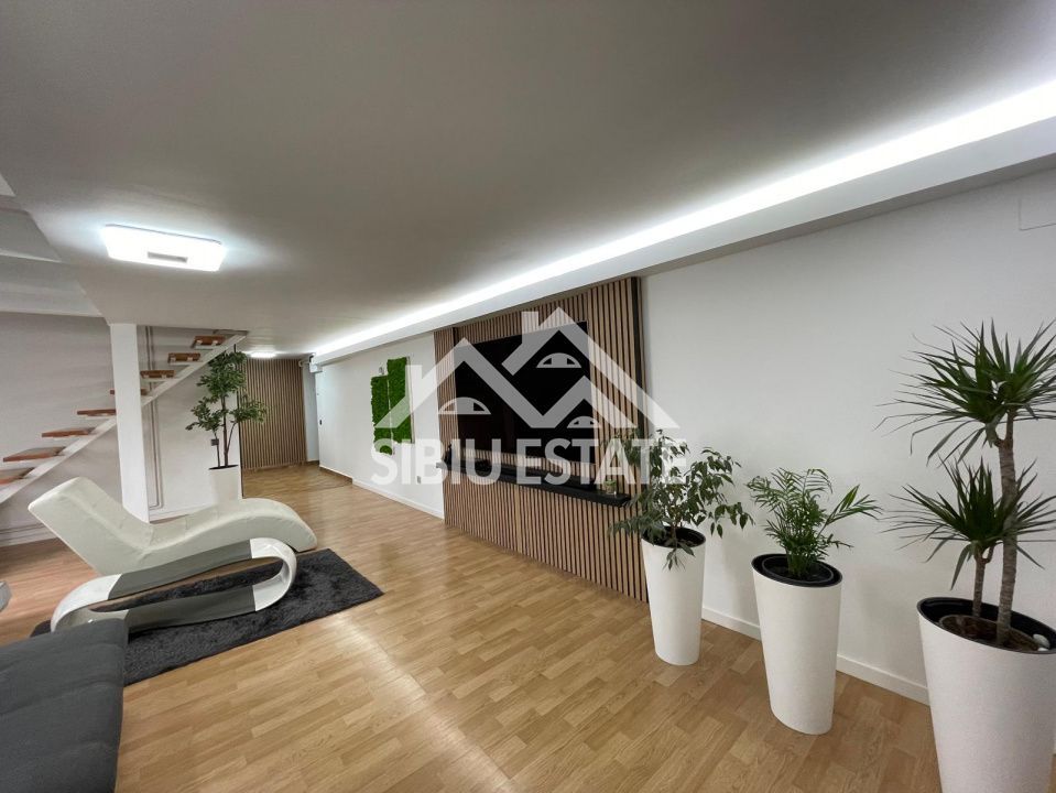 Apartament de vanzare, cu 4 camere,  82.4 mp. -Calea Cisnadiei (Ciresica) - Poză 3