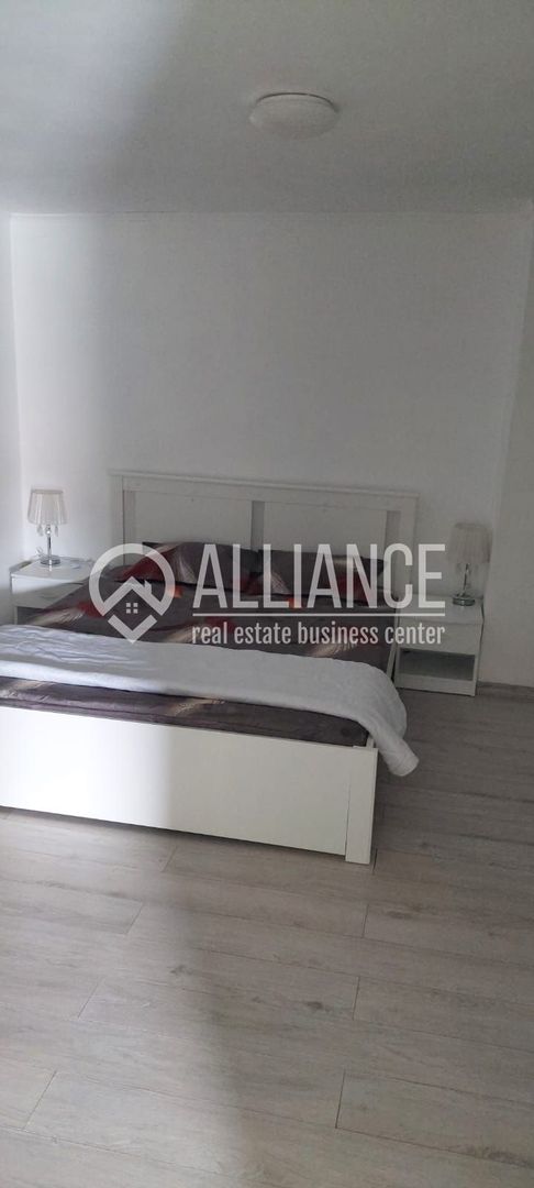 Faleza Nord (cod04)-Casa de vanzare in apropiere de Universitate - Poză 9