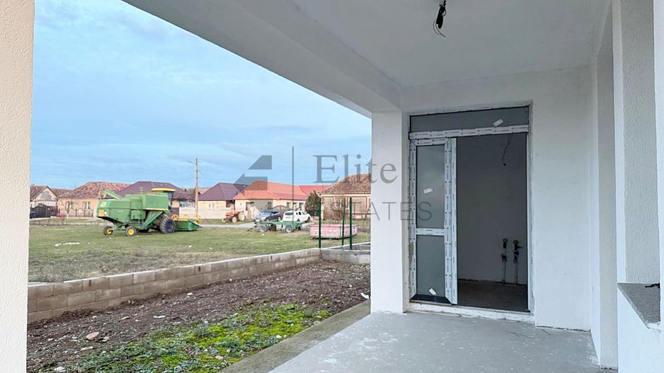 Casa noua cu 4 camere la 6 km de Oradea - Poză 11
