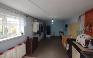 Casă generoasă cu 2 Nivele și confort modern – 10 Ari, Băcioi (sat Frumușica) - Poză 42