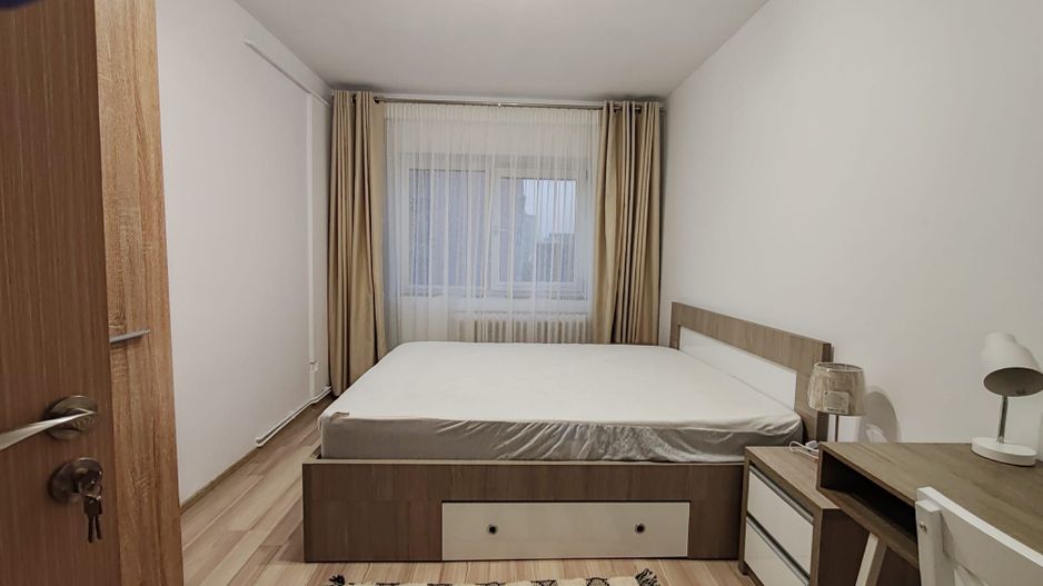 Apartament 2 camere decomandat 52 mp renovat Podu Ros 450 euro - Poză 5