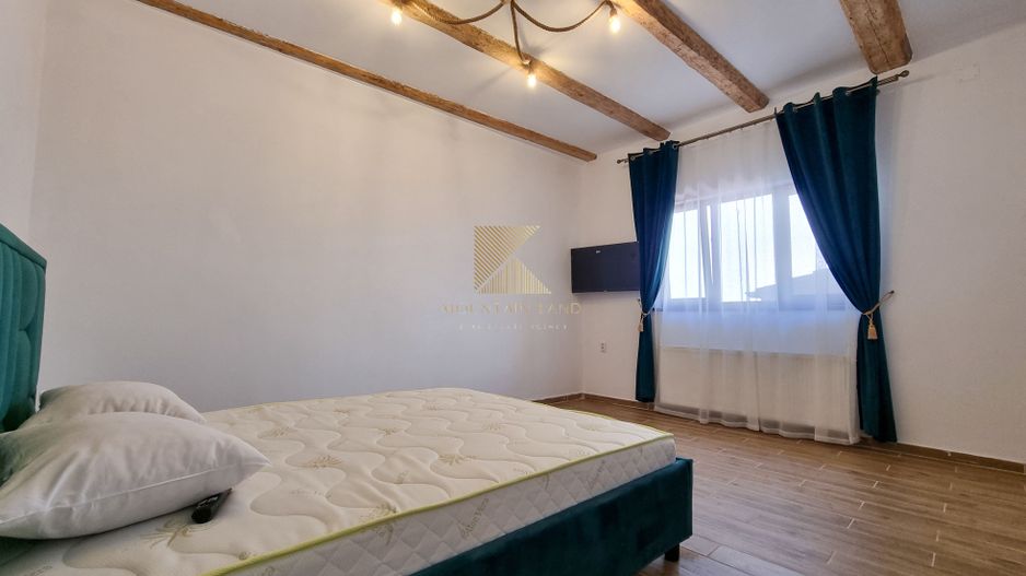 Casă individuală complet renovată, situată în centrul istoric al Brașo - Poză 14