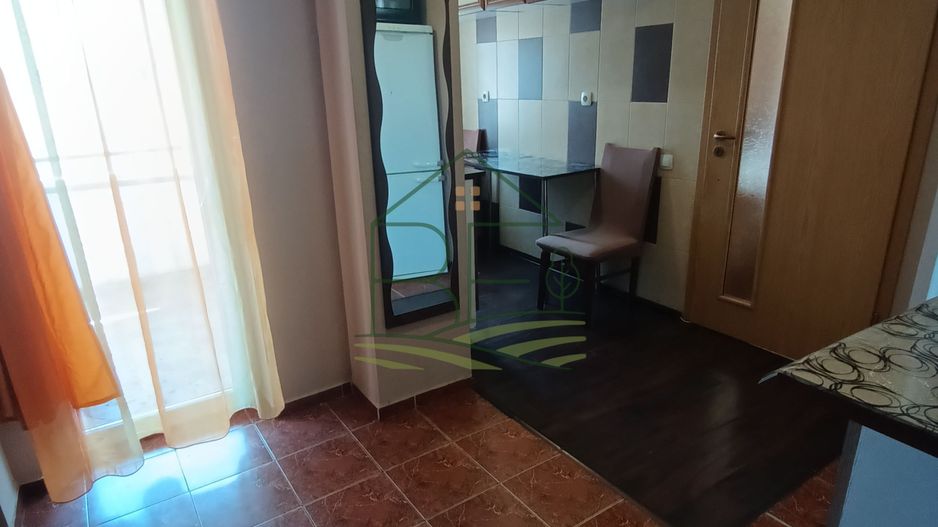 Garsonieră de inchiriat, luminoasă, cu balcon și loc de parcare - Poză 3