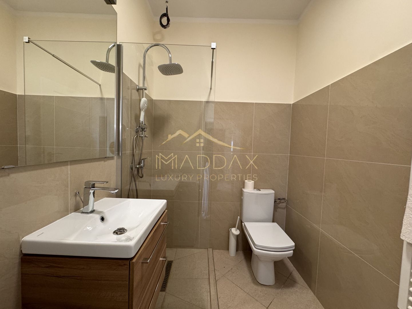 Vila 4 camere de inchiriat II Corbeanca II 2 Locuri de parcare - Poză 13