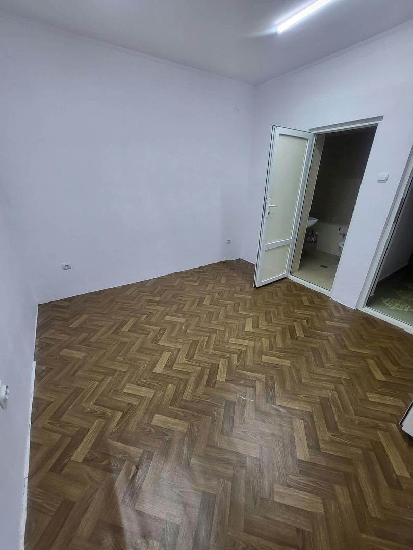 Casa de inchiriat. curte, centrala proprie, zona centrala. metrou 7min - Poză 4
