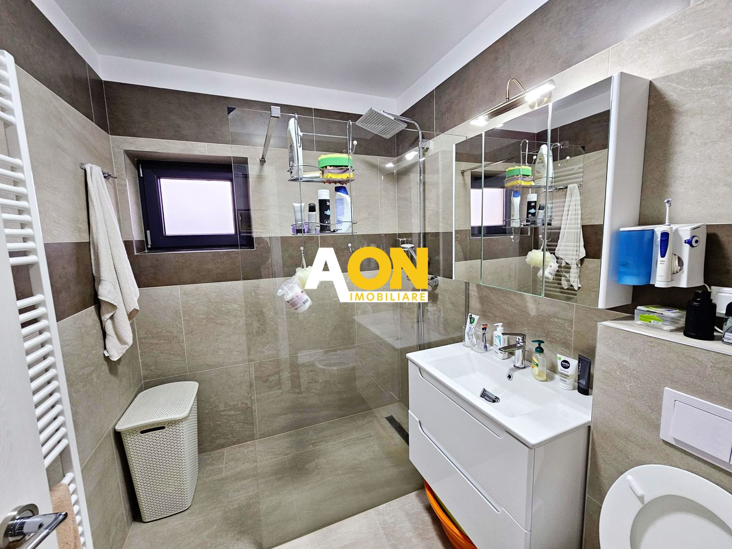 Apartament 3 Camere Bloc Nou, Zona Cetate - Poză 9