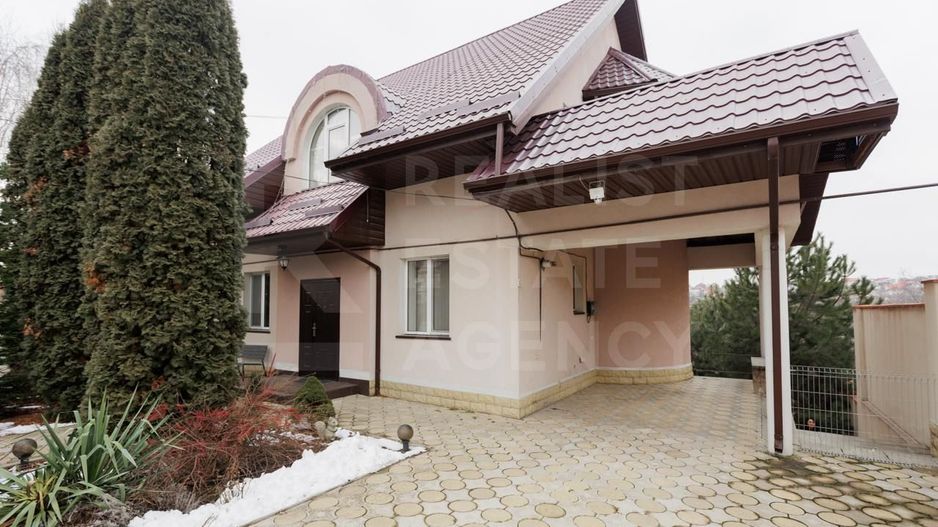 Chirie, casă, 3 camere, strada Plaiului, Botanica - Poză 1