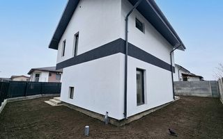 De vanzare vila 4 camere - centrul comunei Berceni - Poză 3
