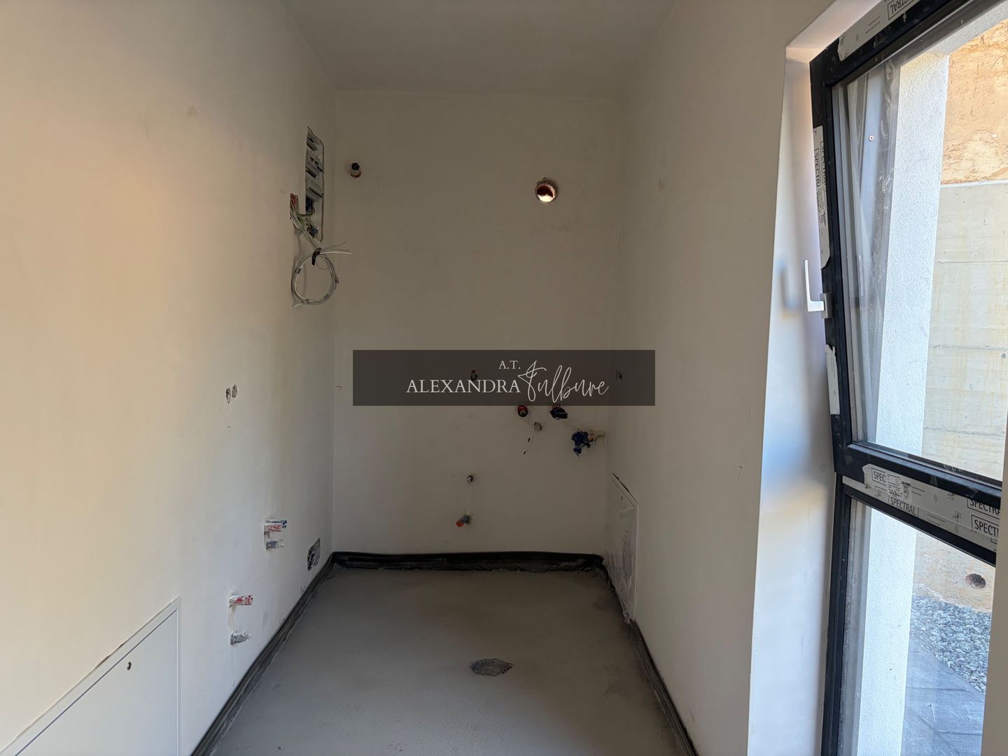 Casa individuala 4 camere, 3 bai, S+P+ET,  garaj, terasa - Poză 29
