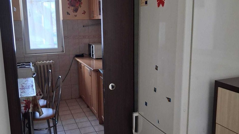 Cetatii | 2 Camere | Etaj Intermediar | Mobilat si Utilat | Boxa in CF - Poză 4