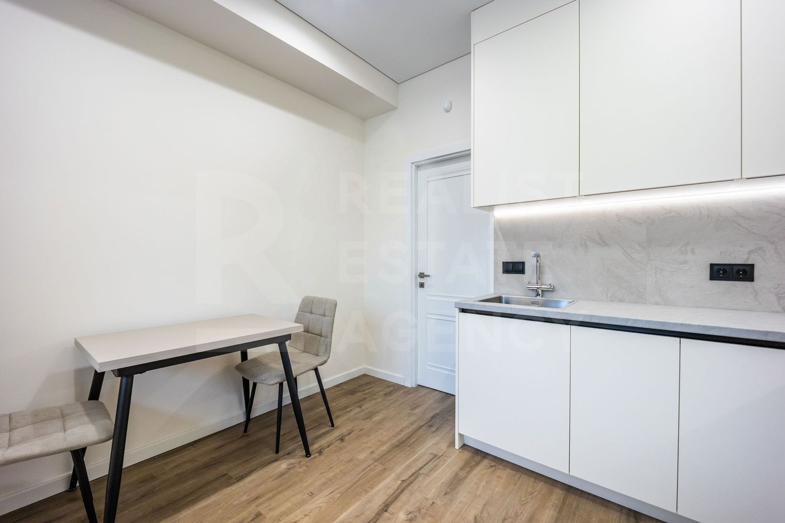 Vânzare, apartament, 3 camere, strada Nicolae Dimo, Râșcani - Poză 8