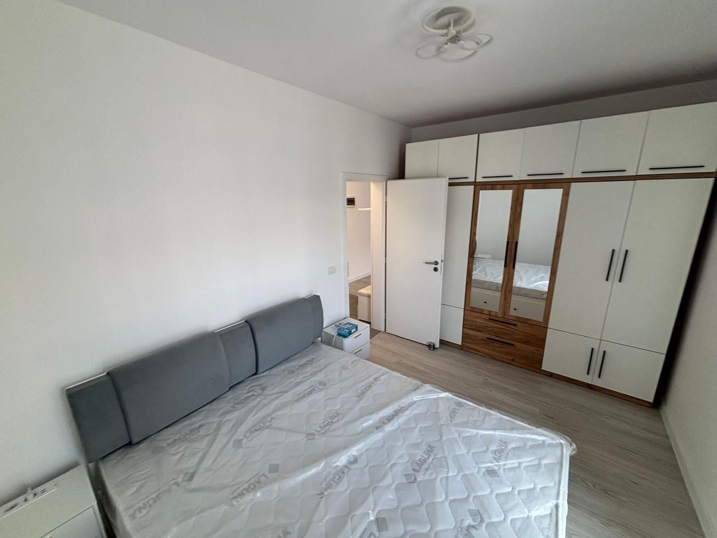 Apartament cu doua camere in bloc nou , prima utilizarea - Poză 23