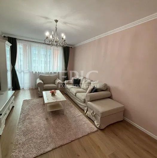 Chirie 2 camere, Modern, Decomandat, Zona Poli II - Poză 2