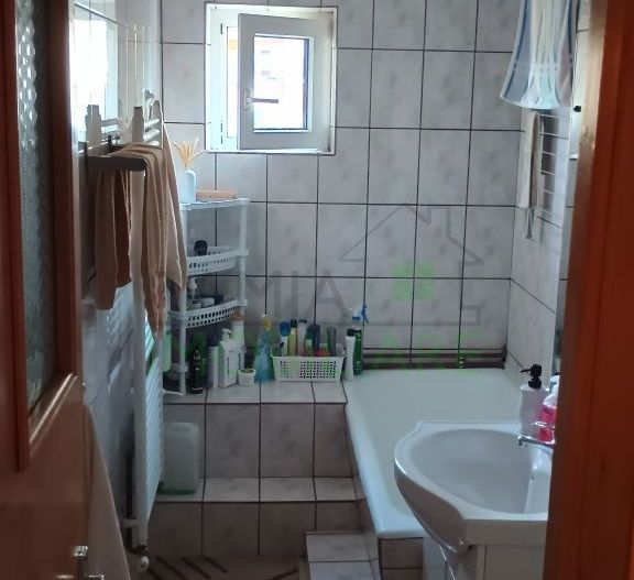Apartament spațios cu 3 camere, 78 mp, 2 băi și 2 balcoane – Vlahuta - Poză 5
