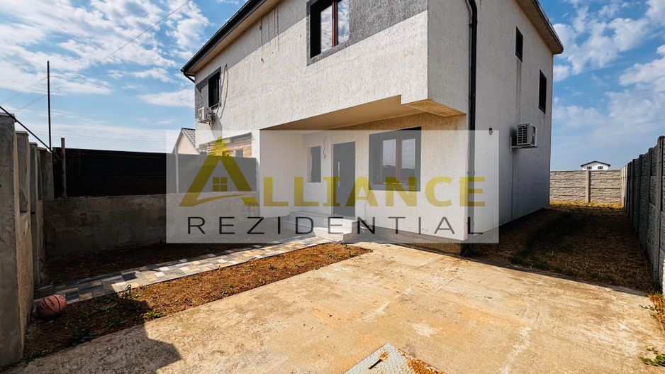 Duplex complet mobilat – 3 camere, 2 băi și curte proprie - Poză 1