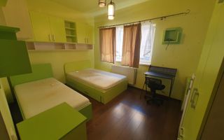 Apartament 3 Camere I Decomandat I Etaj 1 I Strand - Poză 2