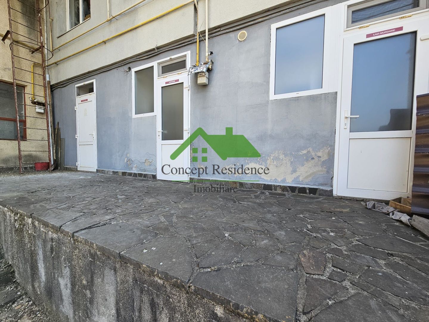 Spațiu comercial de închiriat – fostă brutărie, Electrolizei - Poză 1