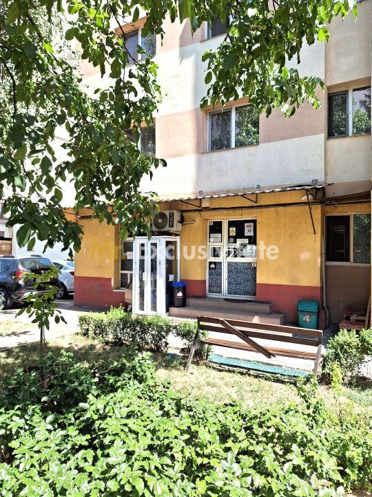 Inchiriere Spatiu Nord 50 mp pretabil frizerie - Poză 2