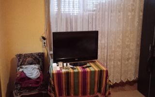 Apartament 3 camere decomandat de vanzare in zona Aparatorii Patriei - Poză 2