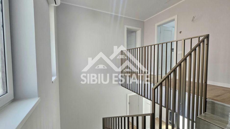 Casa gata de mutare,  finisata, curte mare amenajata Selimbar - Poză 5