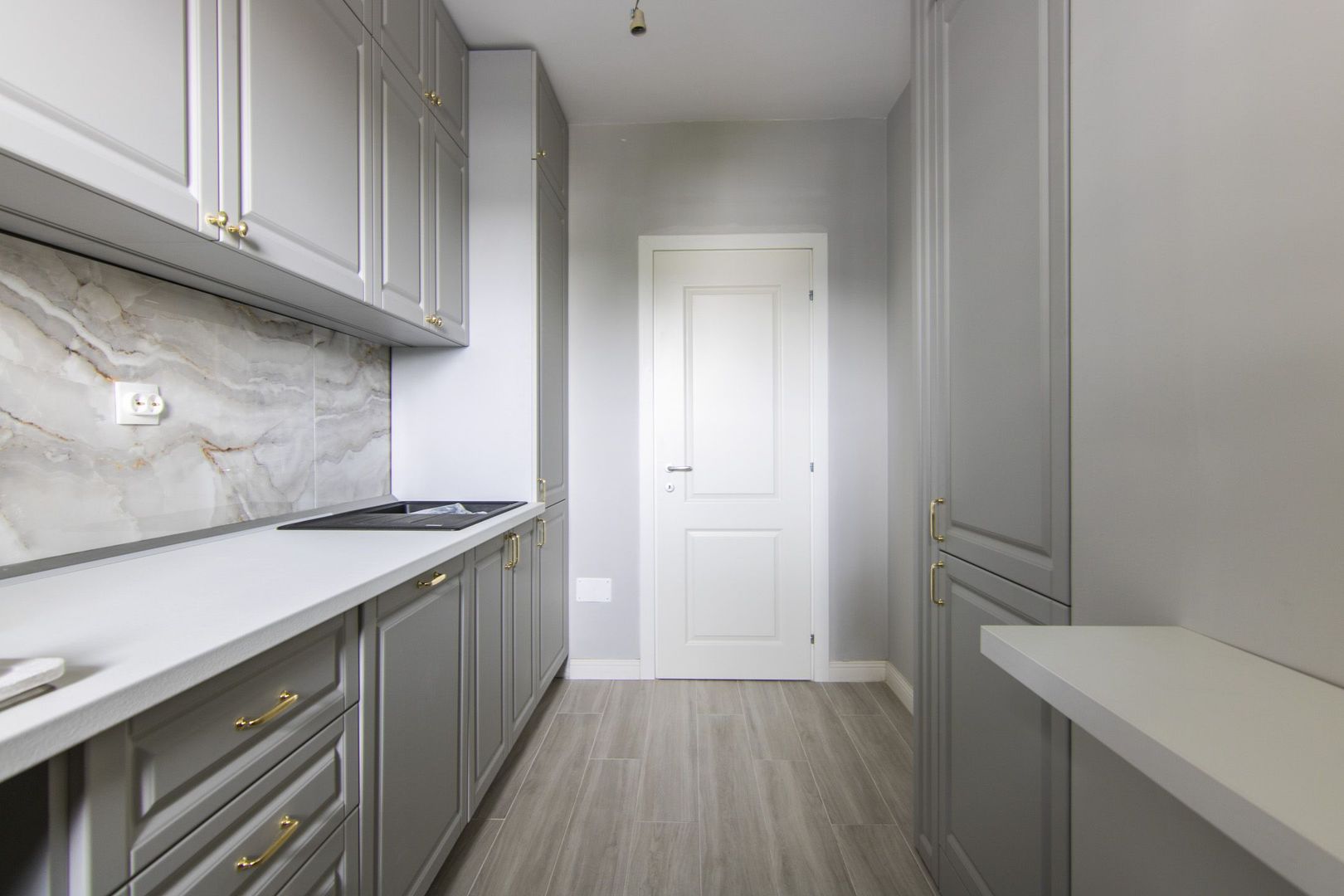 Apartament cu 3 Camere, Bucatarie Inchisa, 2 Bai, Doua Balcoane, langa Metrou - Poză 11