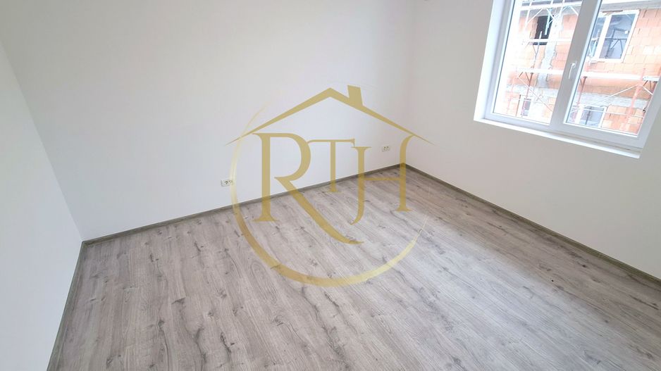 Oferim spre vanzare apartamente cu 1 si 2 camere, Giroc, Zona Centrala - Poză 4