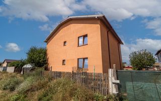 Casă cu teren de 1.000 mp în Costinești – spațiu, libertate, potențial - Poză 4
