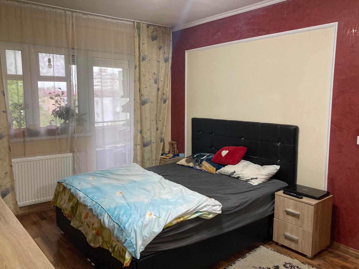 Vând apartament cu 3 camere - Poză 7